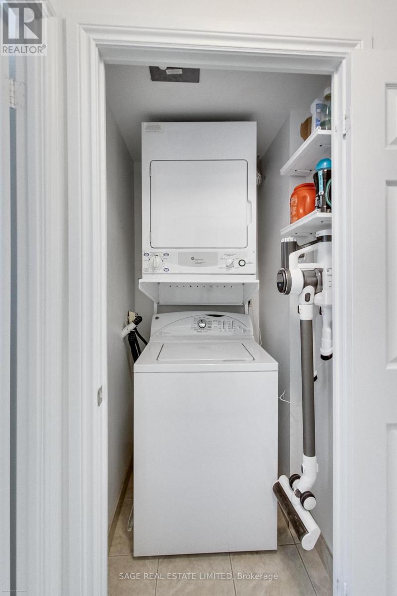 513 - 11 Michael Power Place, Toronto, Ontario  M9A 5G3 - Photo 18 - W12894774