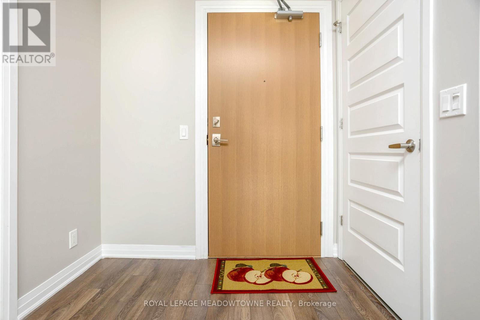 503 - 1105 Leger Way, Milton, Ontario  L9E 1K7 - Photo 6 - W12894800