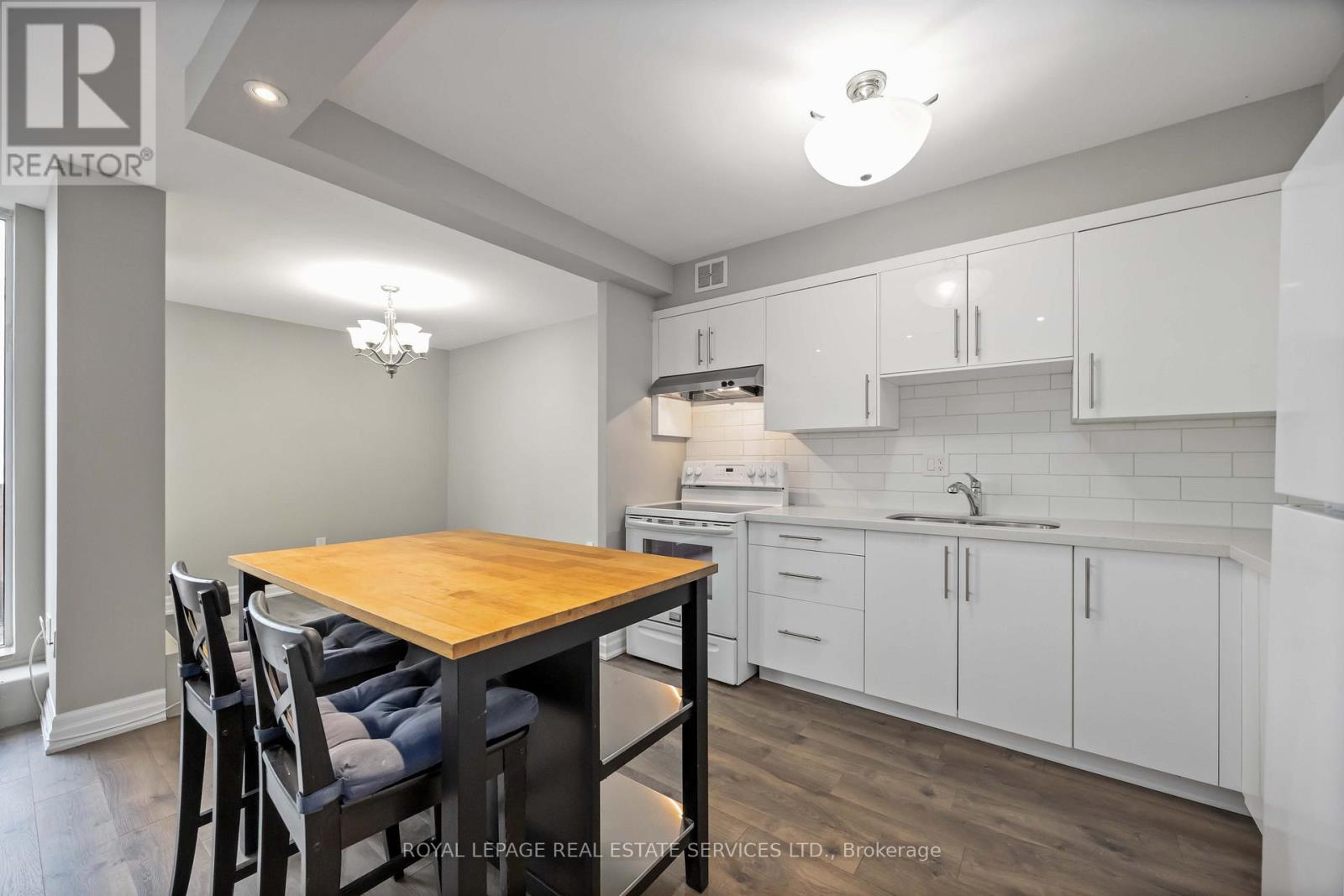 808 - 60 Southport Street, Toronto, Ontario  M6S 3N4 - Photo 16 - W12894810