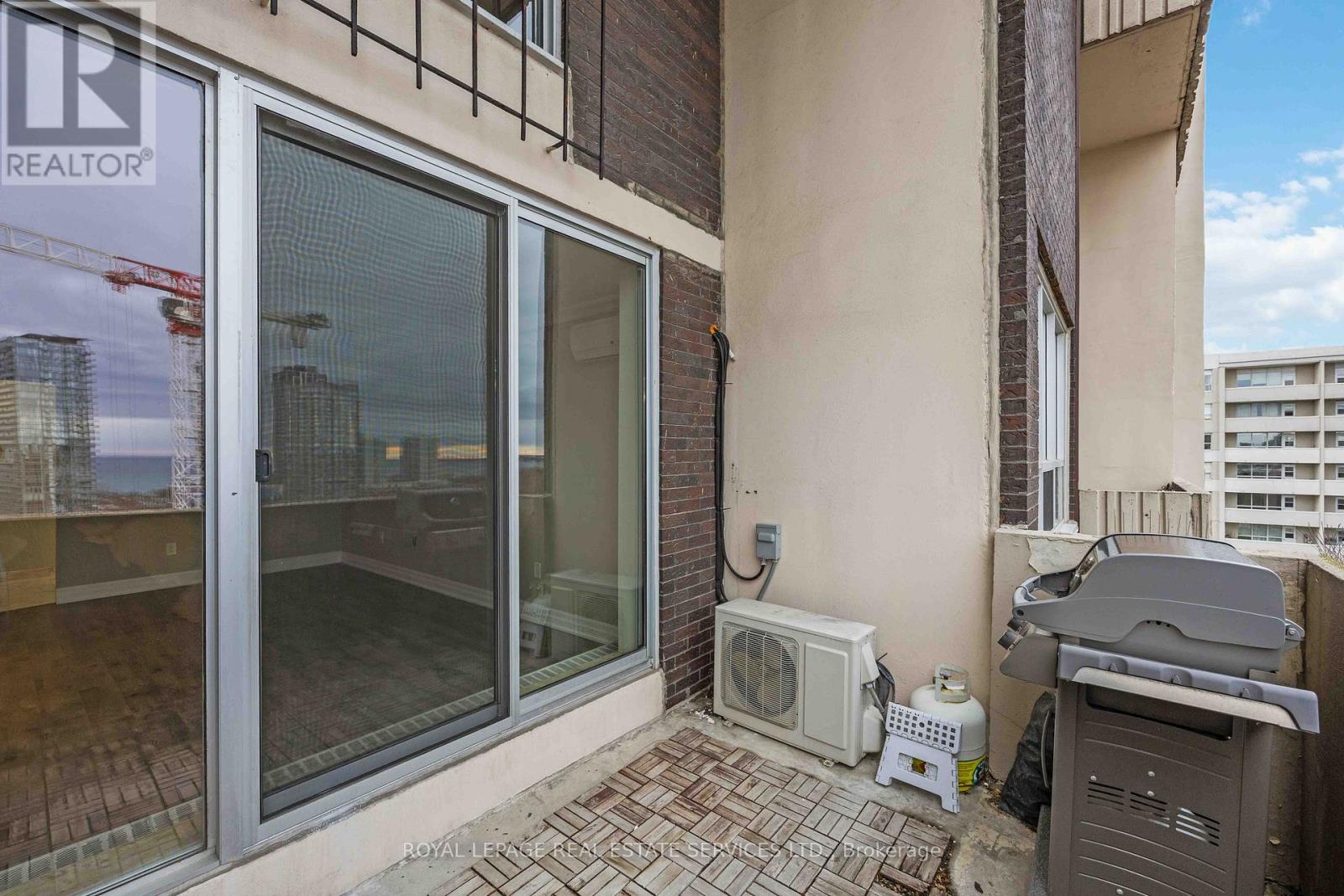 808 - 60 Southport Street, Toronto, Ontario  M6S 3N4 - Photo 34 - W12894810