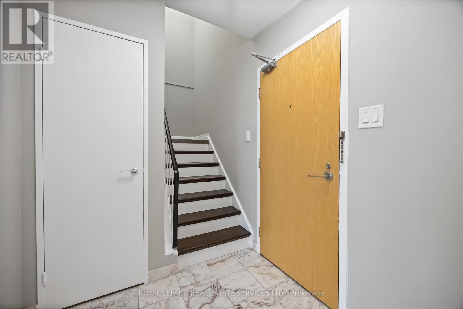 808 - 60 Southport Street, Toronto, Ontario  M6S 3N4 - Photo 7 - W12894810