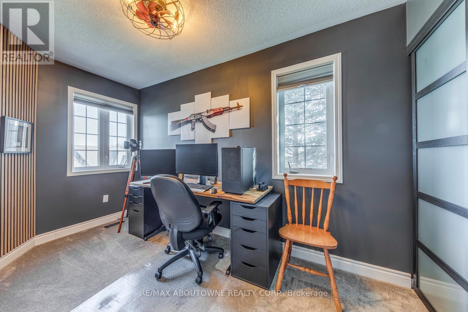 34 Palomino Trail, Halton Hills, Ontario  L7G 6E9 - Photo 32 - W12894824