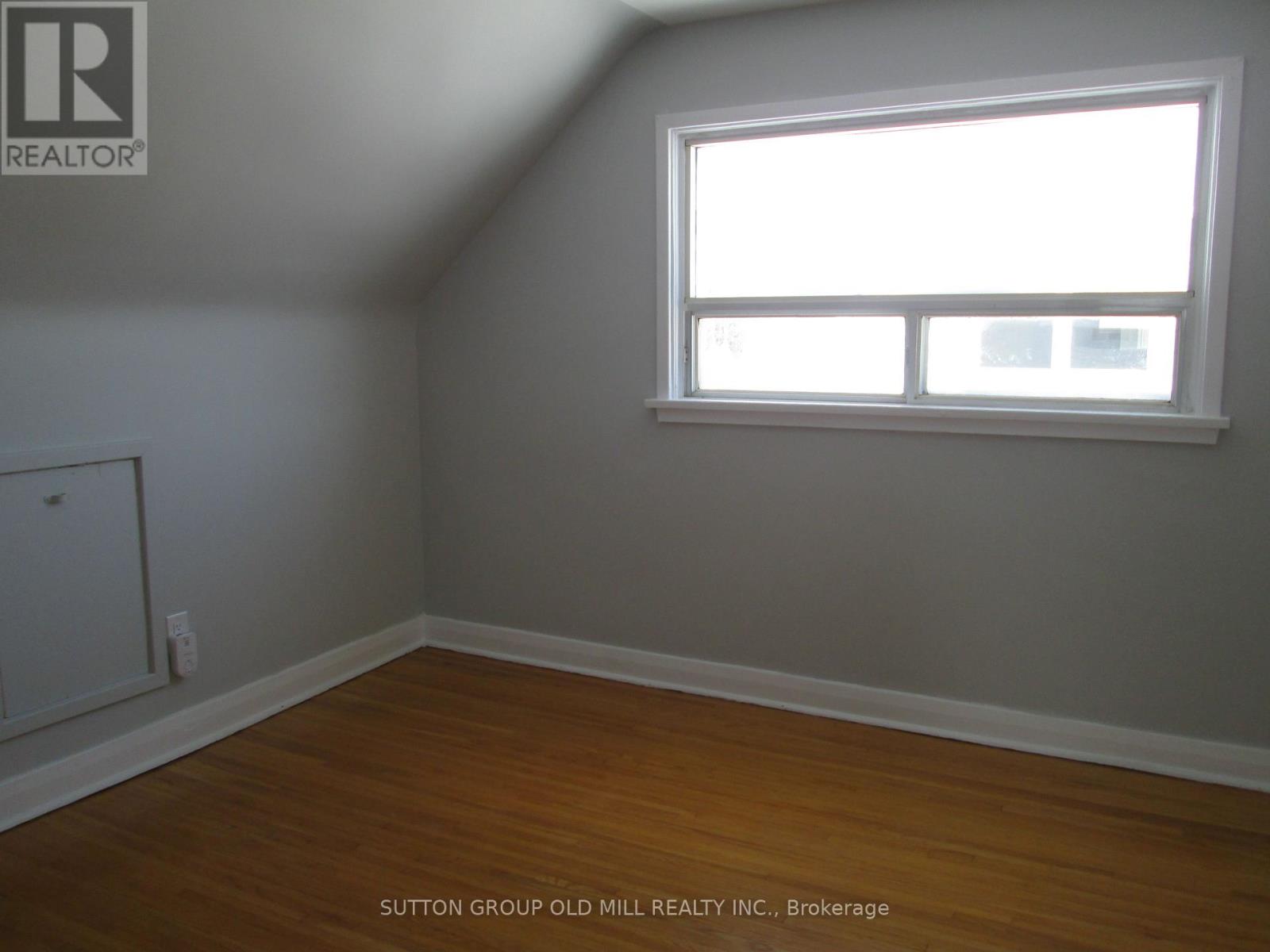 Main - 79 Barrhead Crescent, Toronto, Ontario  M9W 3Z8 - Photo 8 - W12894890