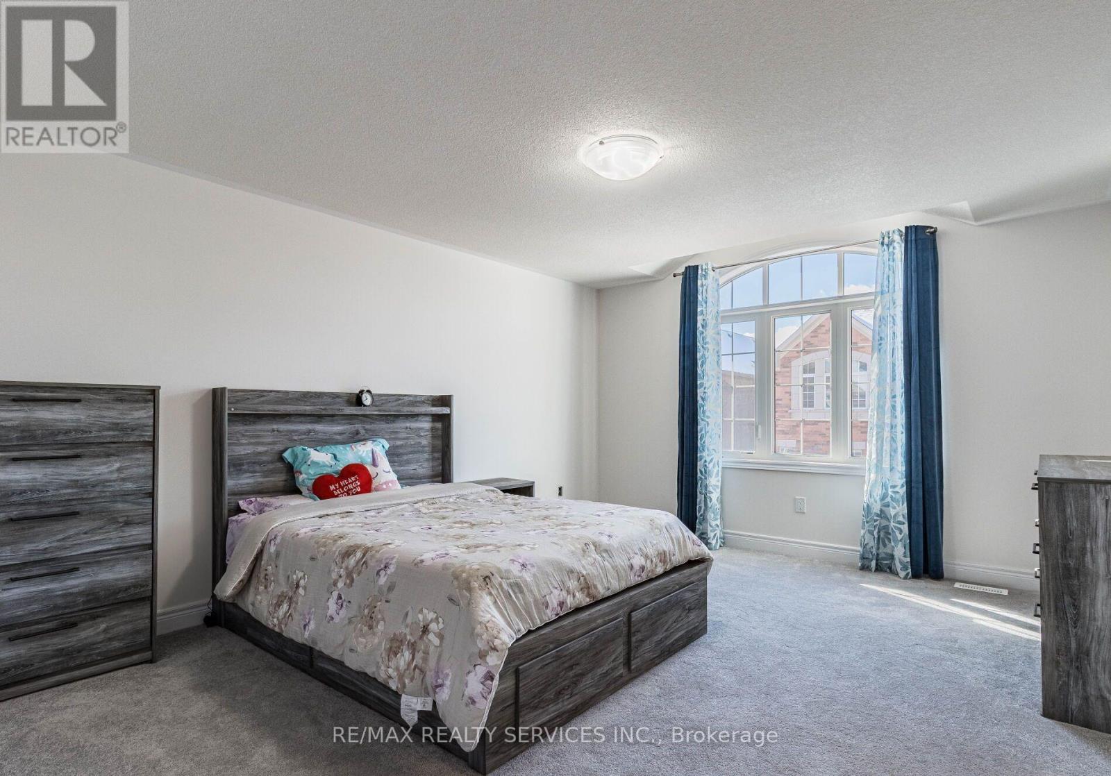 17 Overstone Road E, Halton Hills, Ontario  L7G 0M9 - Photo 12 - W12894892