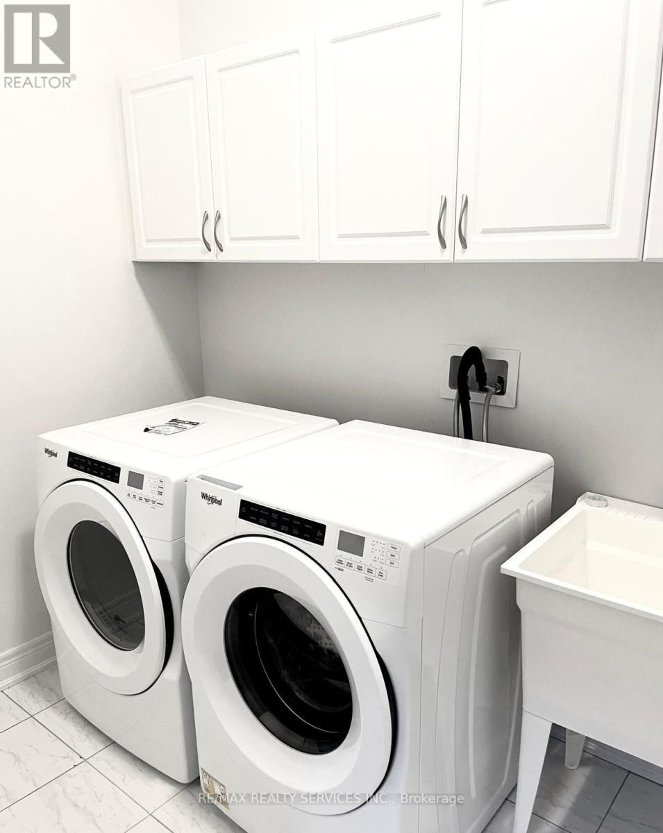 17 Overstone Road E, Halton Hills, Ontario  L7G 0M9 - Photo 14 - W12894892