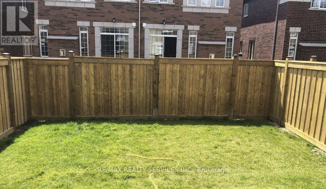 17 Overstone Road E, Halton Hills, Ontario  L7G 0M9 - Photo 15 - W12894892