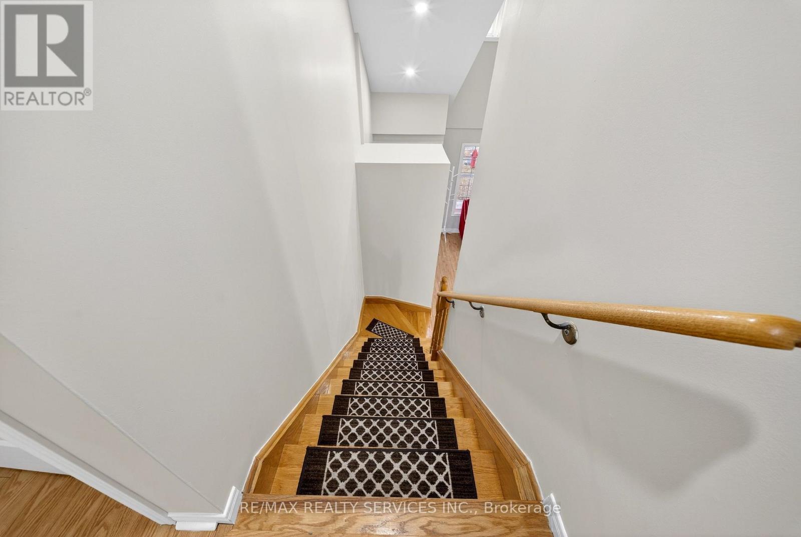 63 Irene Crescent, Brampton, Ontario  L7A 3E9 - Photo 21 - W12894904