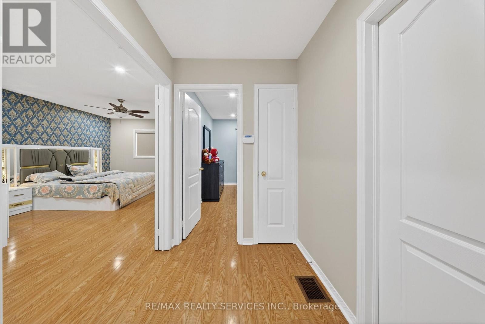 63 Irene Crescent, Brampton, Ontario  L7A 3E9 - Photo 23 - W12894904