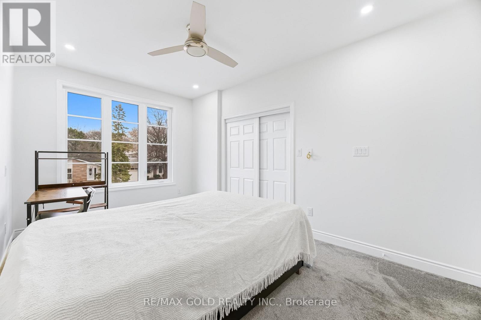 70 Mccraney Street W, Oakville, Ontario  L6H 1H4 - Photo 24 - W12894966