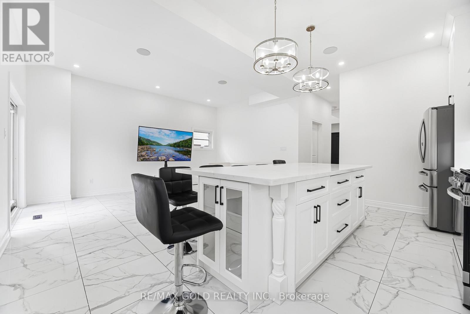 70 Mccraney Street W, Oakville, Ontario  L6H 1H4 - Photo 36 - W12894966