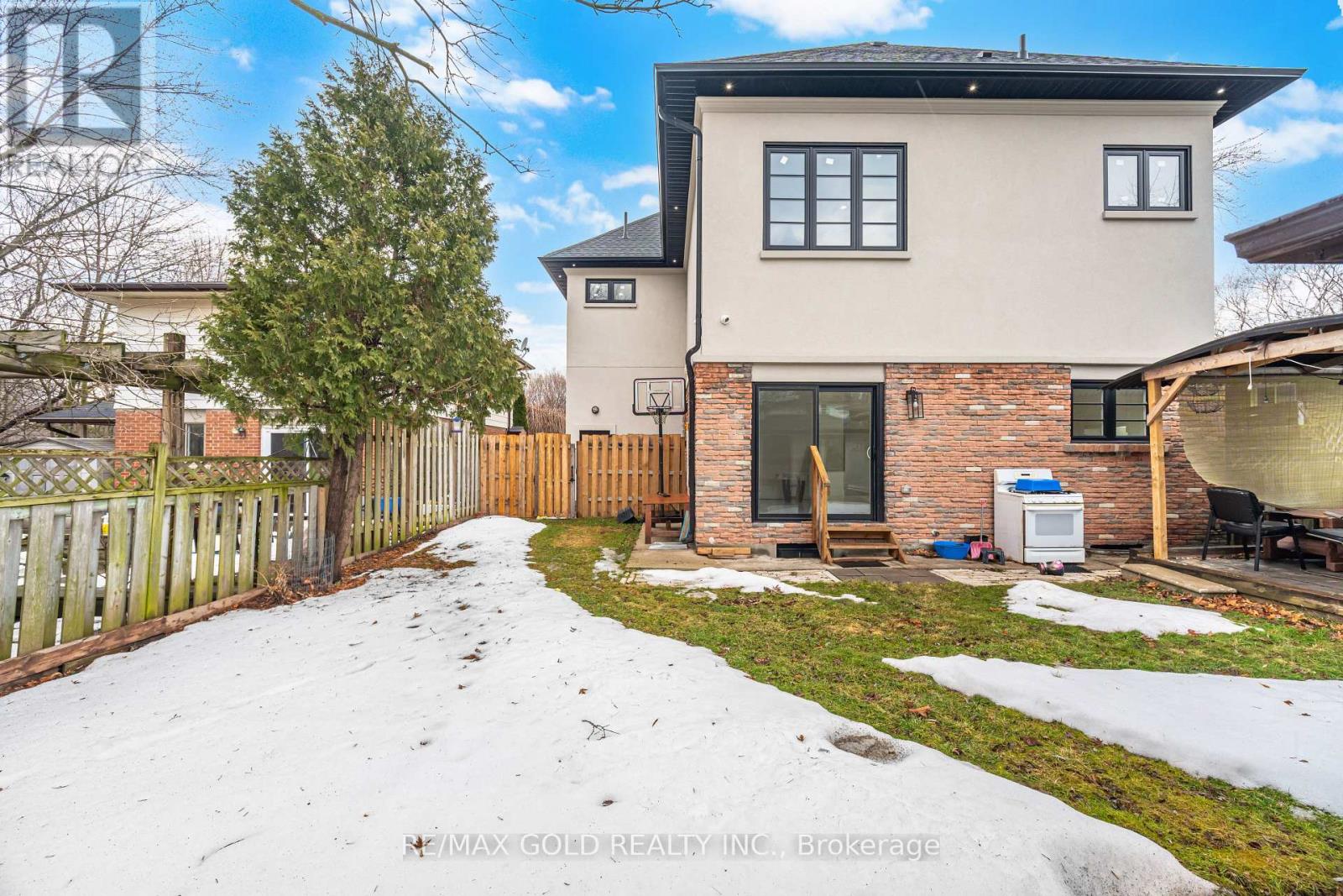 70 Mccraney Street W, Oakville, Ontario  L6H 1H4 - Photo 50 - W12894966