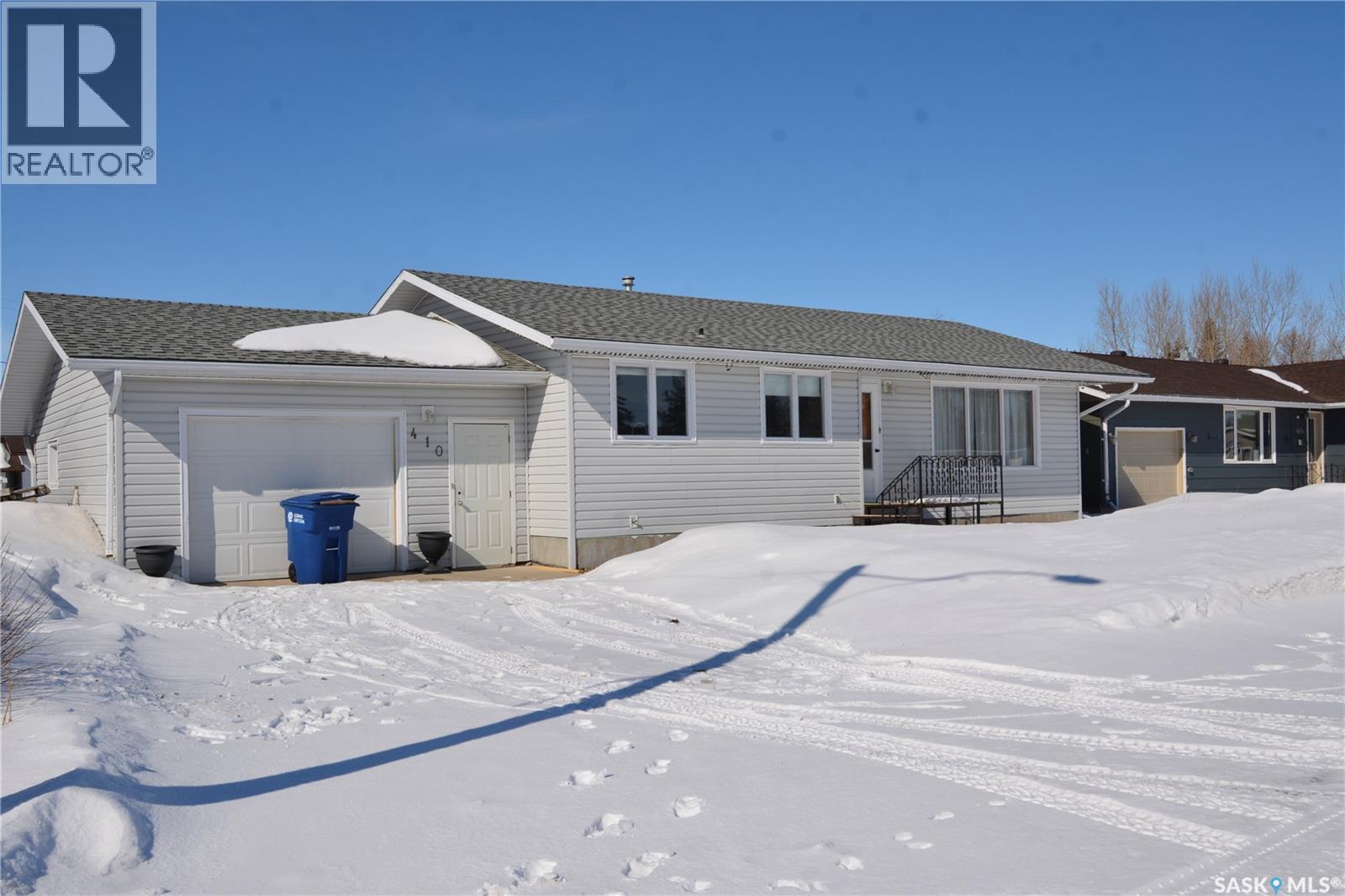 410 Central Avenue, Montmartre, Saskatchewan  S0G 3M0 - Photo 1 - SK030688