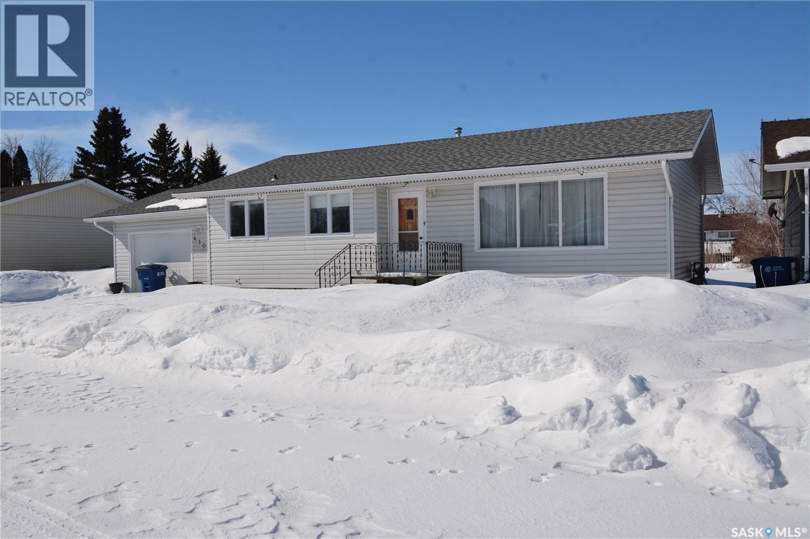 410 Central Avenue, Montmartre, Saskatchewan  S0G 3M0 - Photo 3 - SK030688