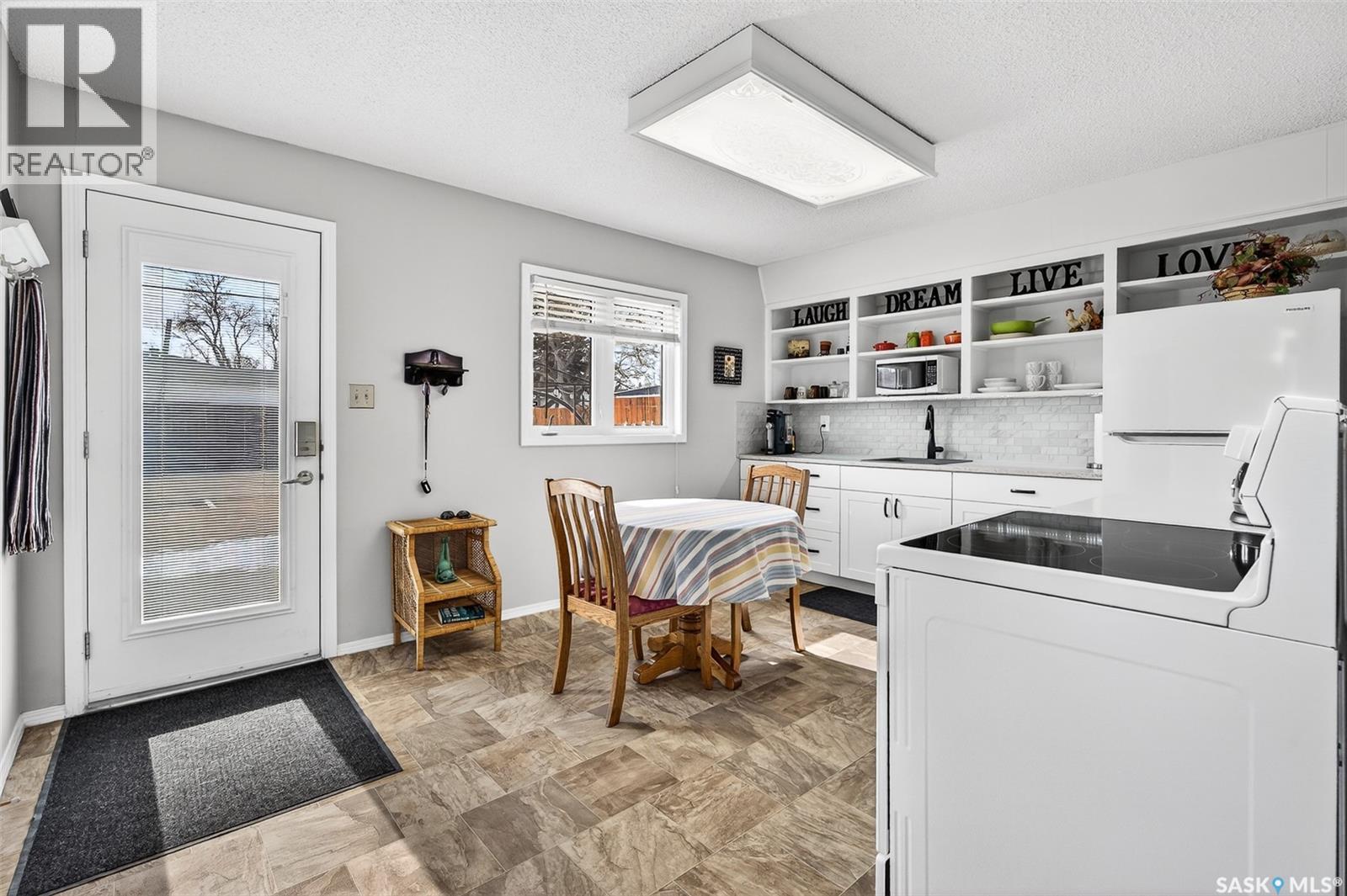 1239 Duffield Street W, Moose Jaw, Saskatchewan  S6H 5K2 - Photo 8 - SK030649