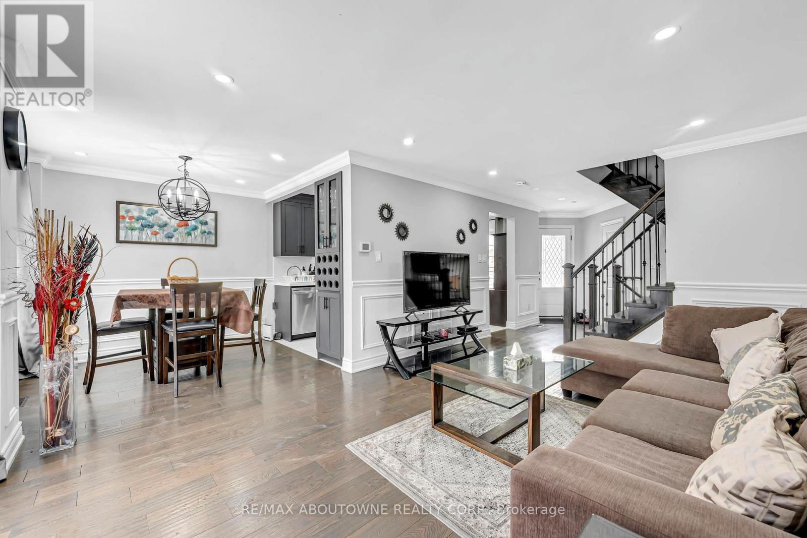 109 Millington Crescent, Ajax, Ontario  L1T 1R7 - Photo 7 - E12742598