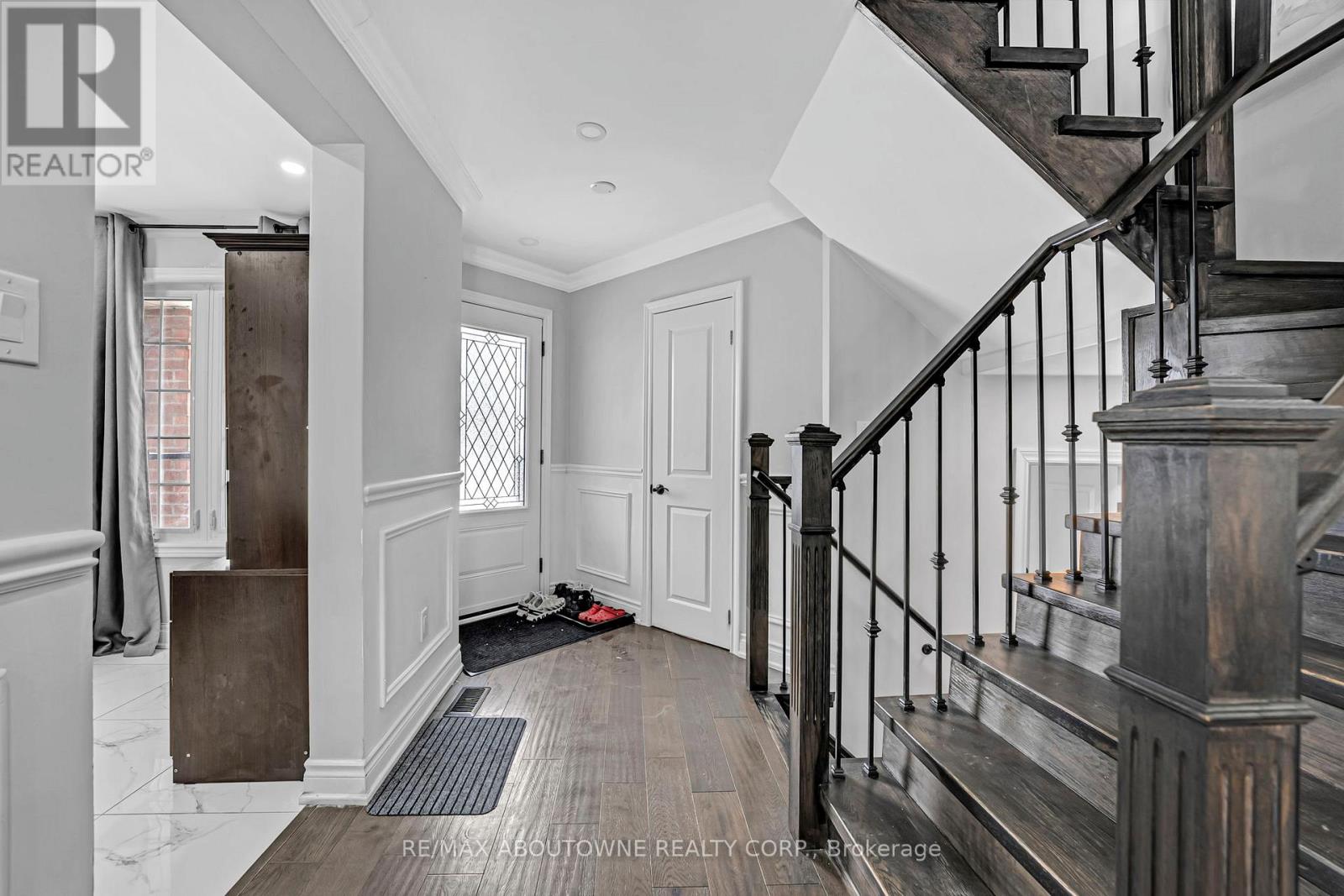 109 Millington Crescent, Ajax, Ontario  L1T 1R7 - Photo 4 - E12742598