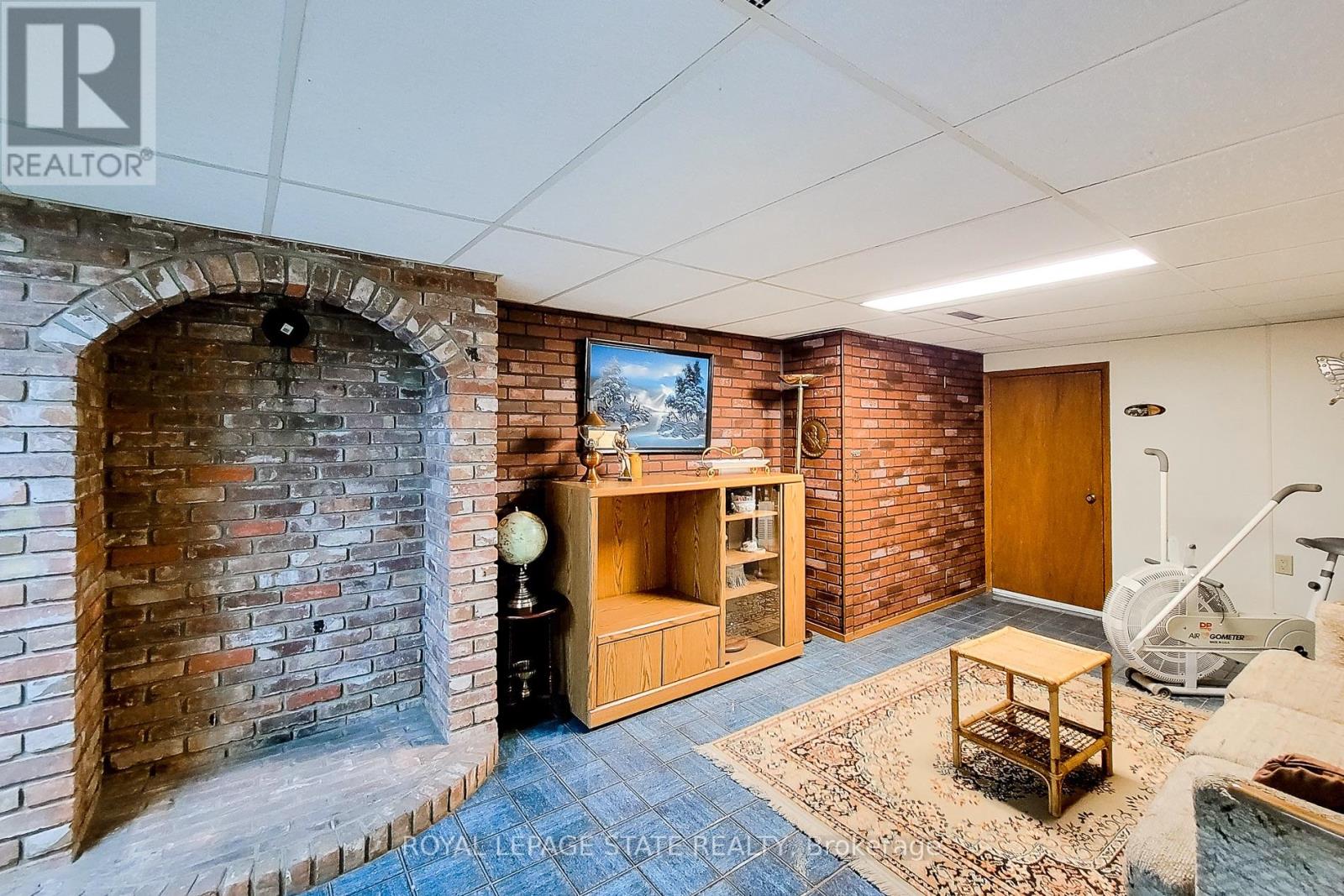 52 Elena Court, Hamilton, Ontario  L9C 7P7 - Photo 36 - X12894724