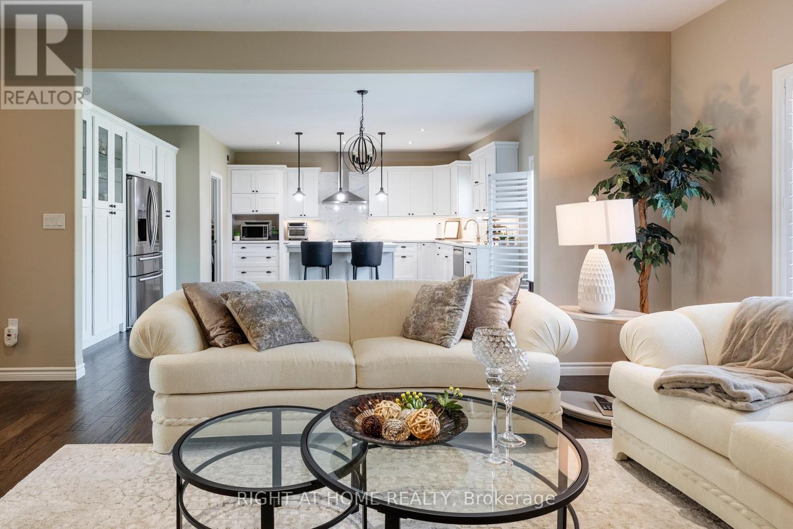 6 Bluenose Drive, Norfolk (Port Dover), Ontario  N0A 1N7 - Photo 11 - X12894770