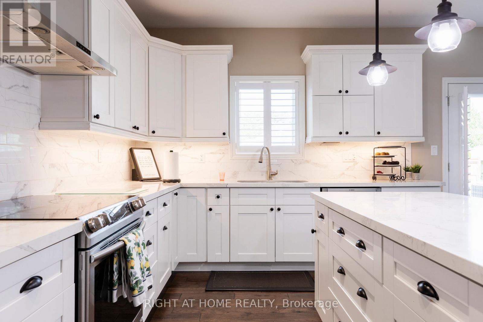 6 Bluenose Drive, Norfolk (Port Dover), Ontario  N0A 1N7 - Photo 14 - X12894770