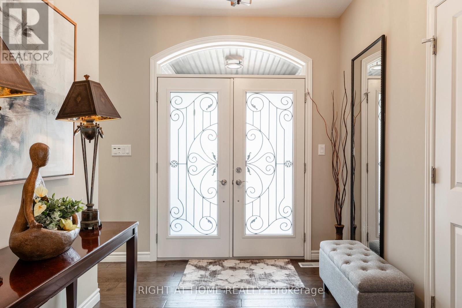 6 Bluenose Drive, Norfolk (Port Dover), Ontario  N0A 1N7 - Photo 5 - X12894770