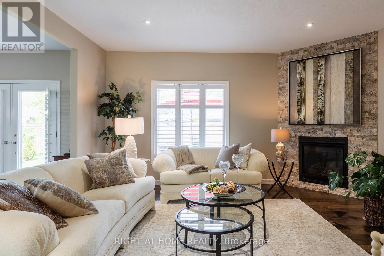 6 Bluenose Drive, Norfolk (Port Dover), Ontario  N0A 1N7 - Photo 8 - X12894770