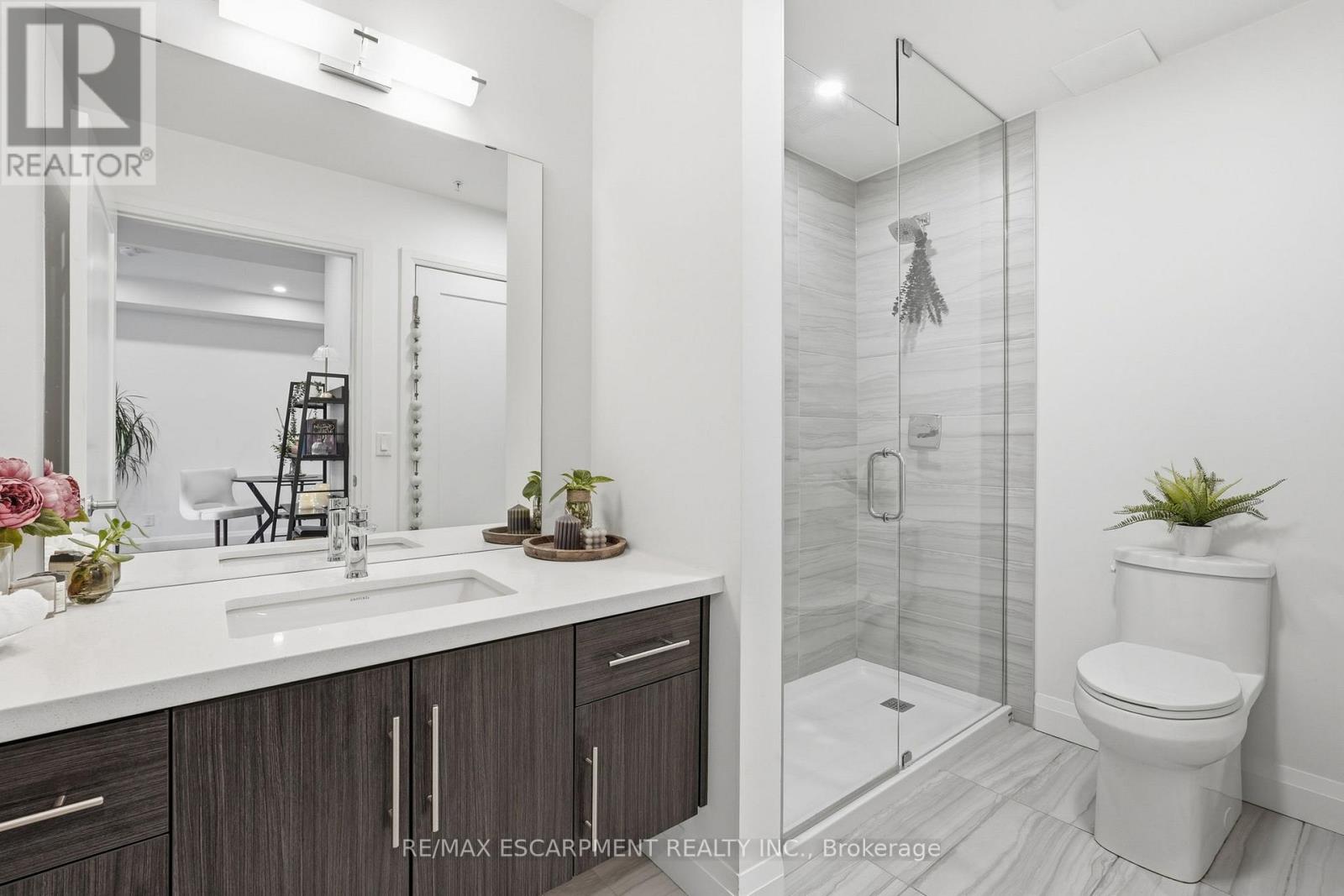 201 - 30 Hamilton Street S, Hamilton, Ontario  L8B 1V8 - Photo 28 - X12894790