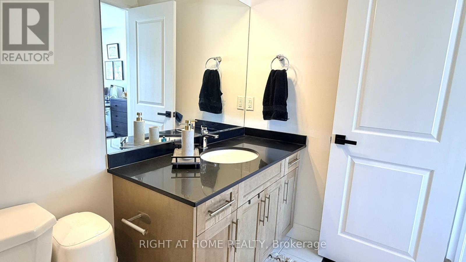 205 Longboat Run W, Brantford, Ontario  N3T 0T2 - Photo 33 - X12894960