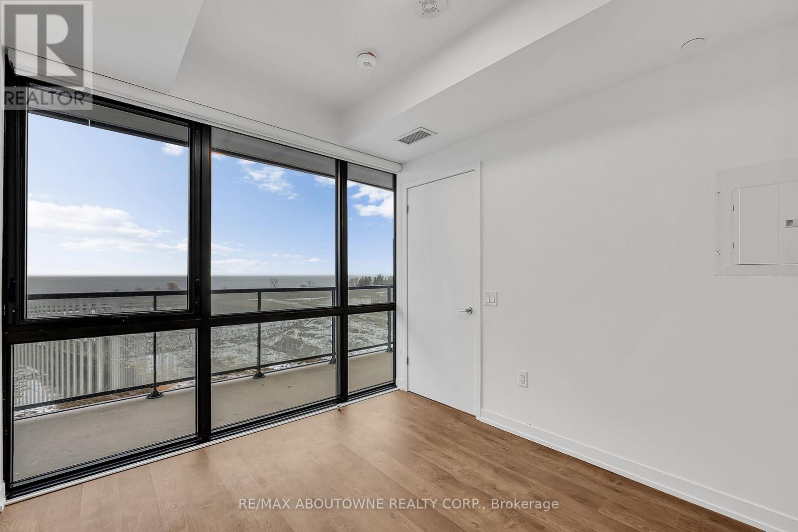 517 - 251 Masonry Way, Mississauga, Ontario  L5H 0B2 - Photo 31 - W12802984