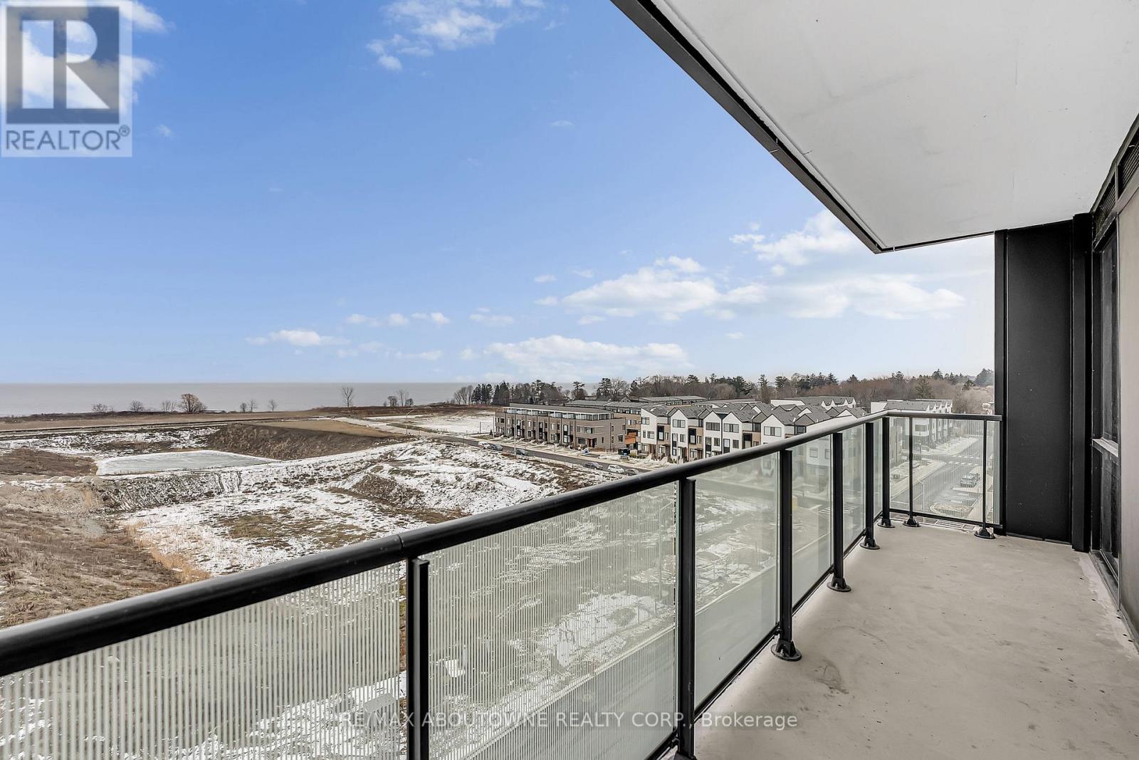 517 - 251 Masonry Way, Mississauga, Ontario  L5H 0B2 - Photo 36 - W12802984