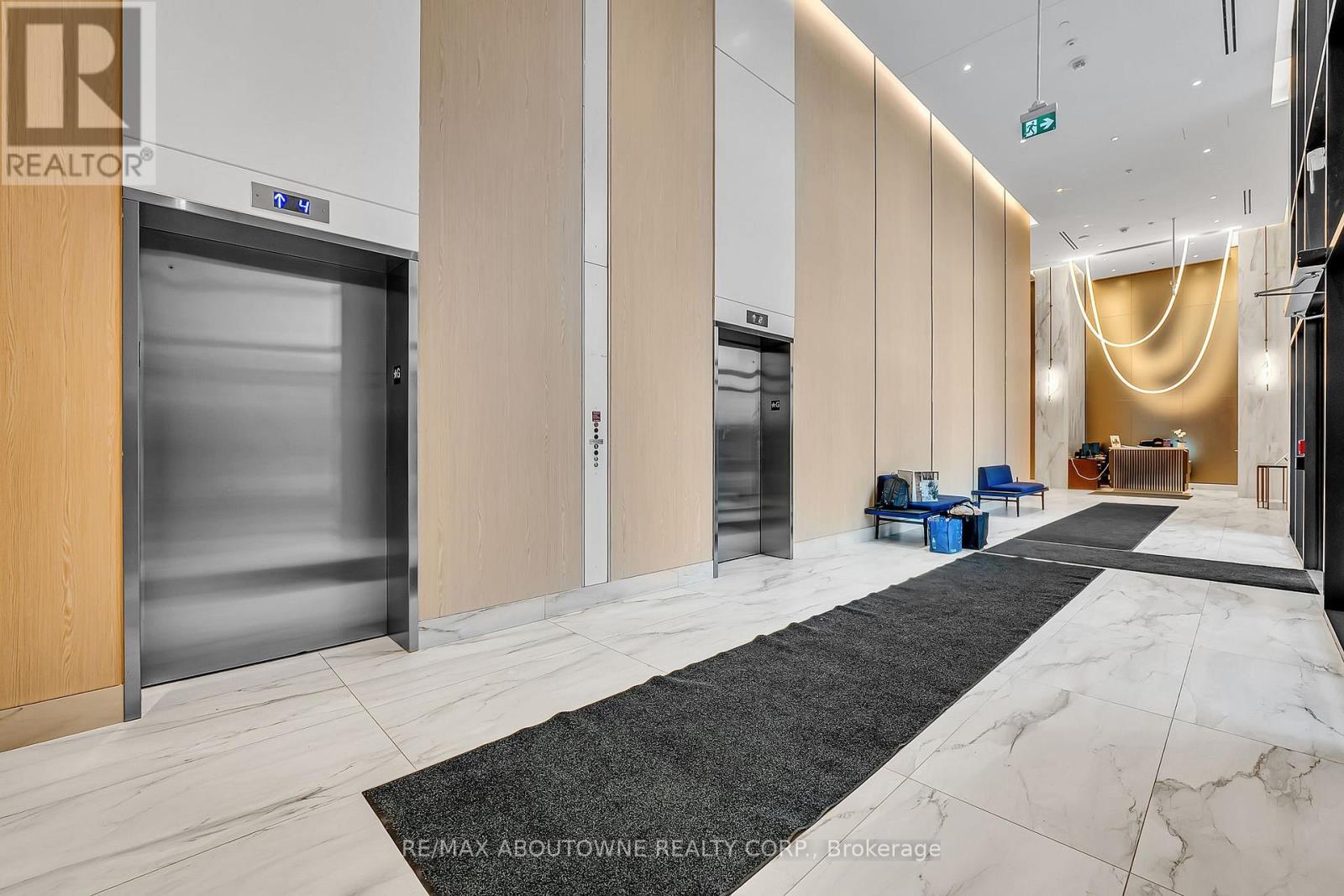 517 - 251 Masonry Way, Mississauga, Ontario  L5H 0B2 - Photo 3 - W12802984