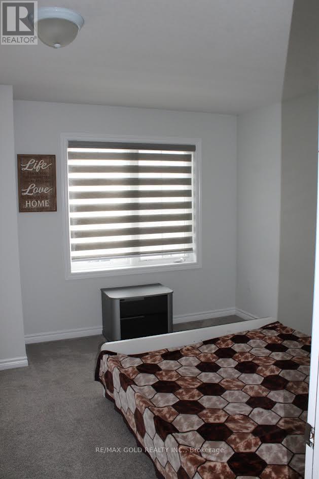 30 Henry Maracle Street E, North Dumfries, Ontario  N0B 1E0 - Photo 16 - X12890506