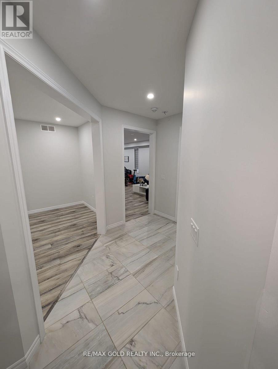 30 Henry Maracle Street E, North Dumfries, Ontario  N0B 1E0 - Photo 15 - X12890506