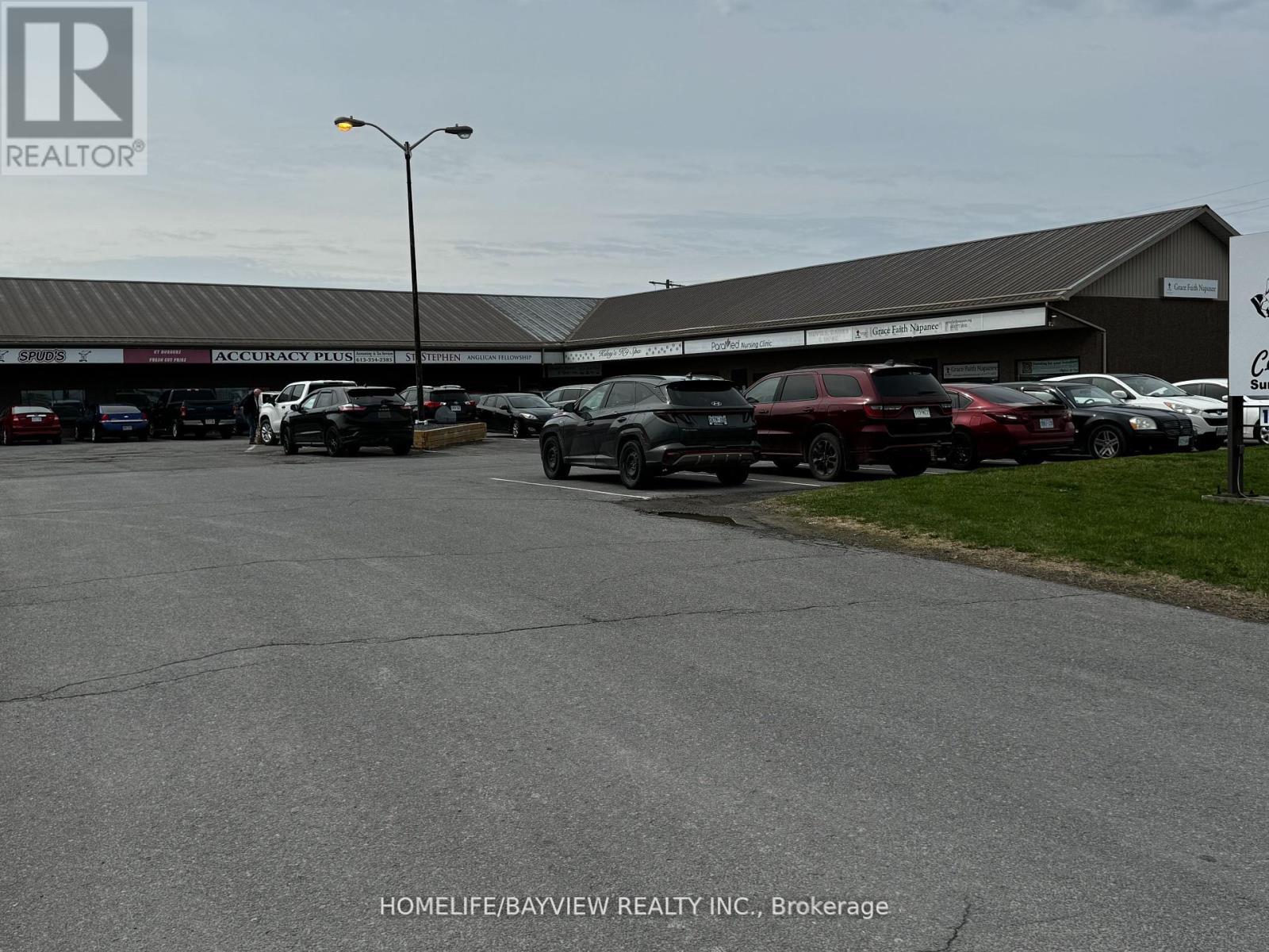 140 Industrial Boulevard, Greater Napanee (Greater Napanee), Ontario  K7R 3Y9 - Photo 3 - X12894476