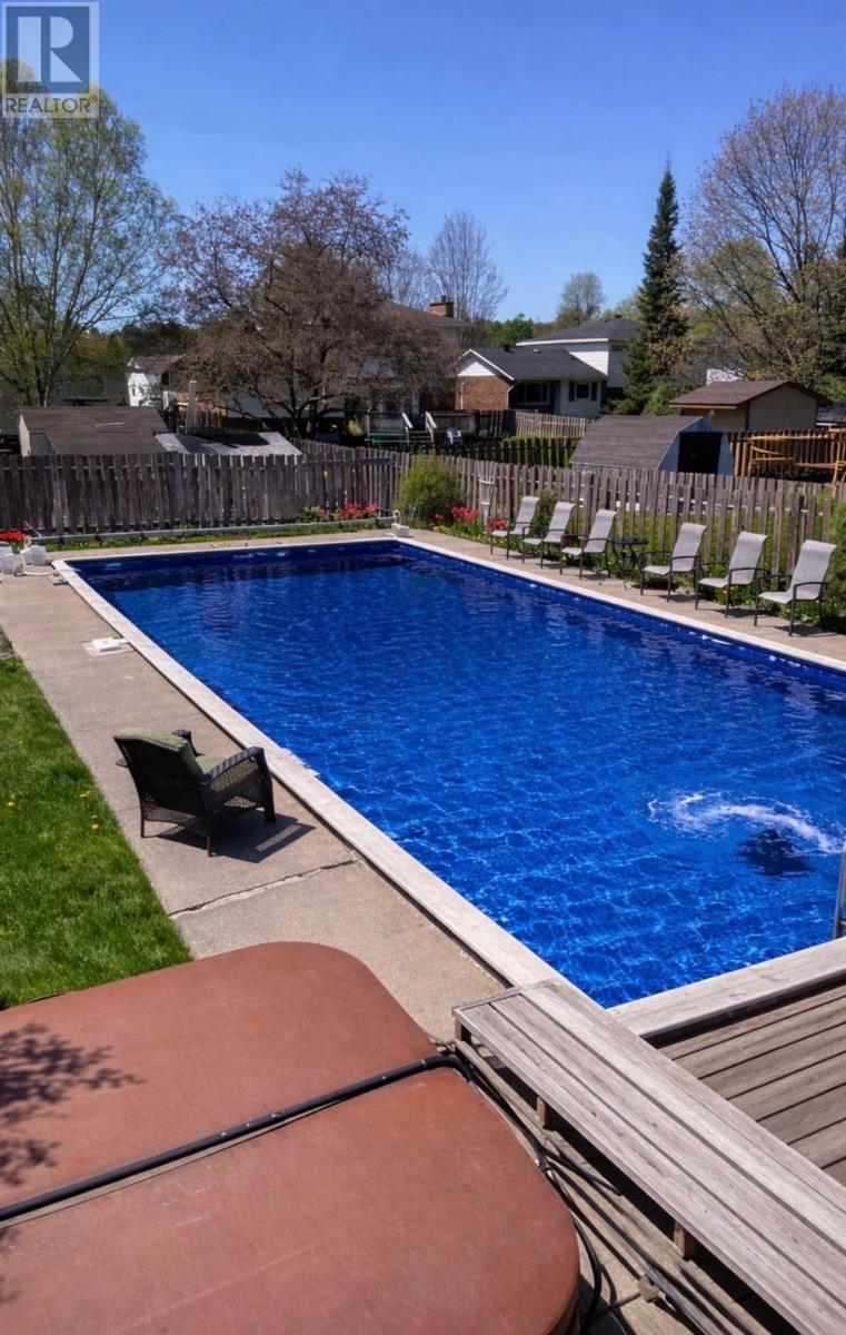 121 Centennial Ave, Sault Ste. Marie, Ontario  P6A 5B2 - Photo 4 - SM260492