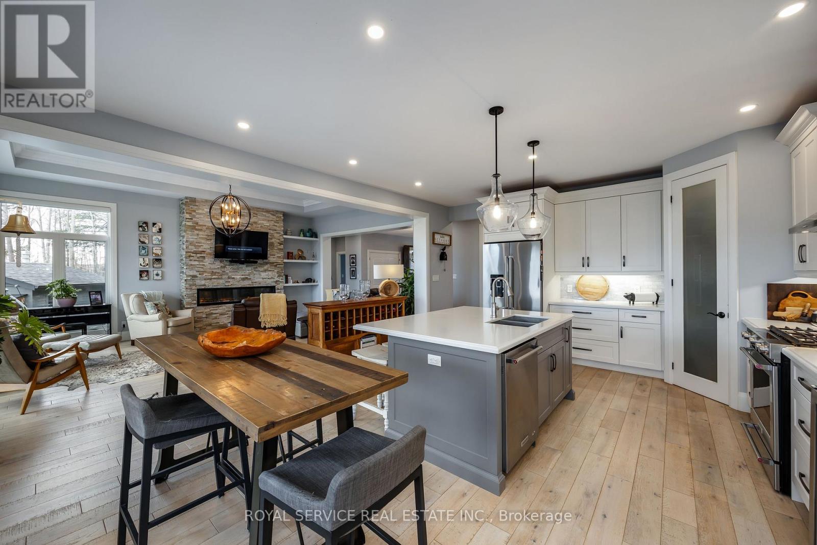 28 Rustlewood Avenue, Kawartha Lakes (Manvers), Ontario  L0A 1A0 - Photo 12 - X12895024