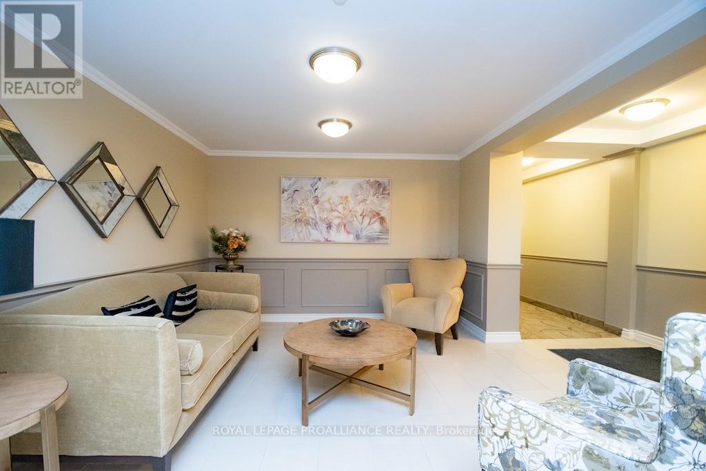 212 - 869 Clonsilla Avenue, Peterborough, Ontario  K9J 0B7 - Photo 5 - X12895050