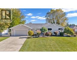 656 MARKHAM, Lakeshore, Ontario