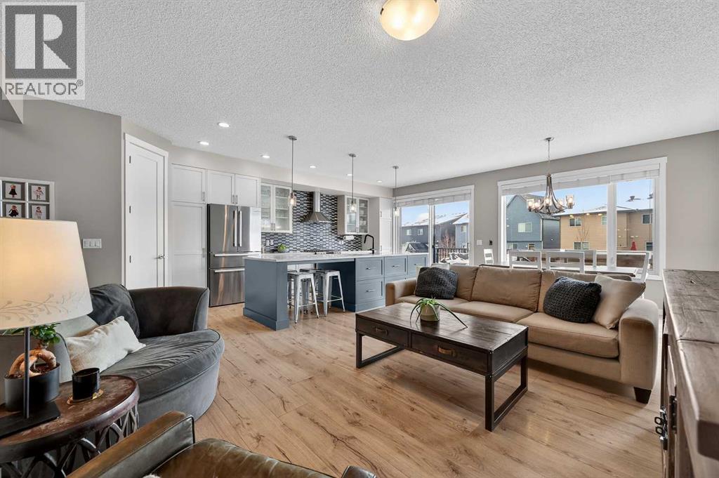 24 Walden Mount Se, Calgary, Alberta  T2X 0Z9 - Photo 3 - A2288697