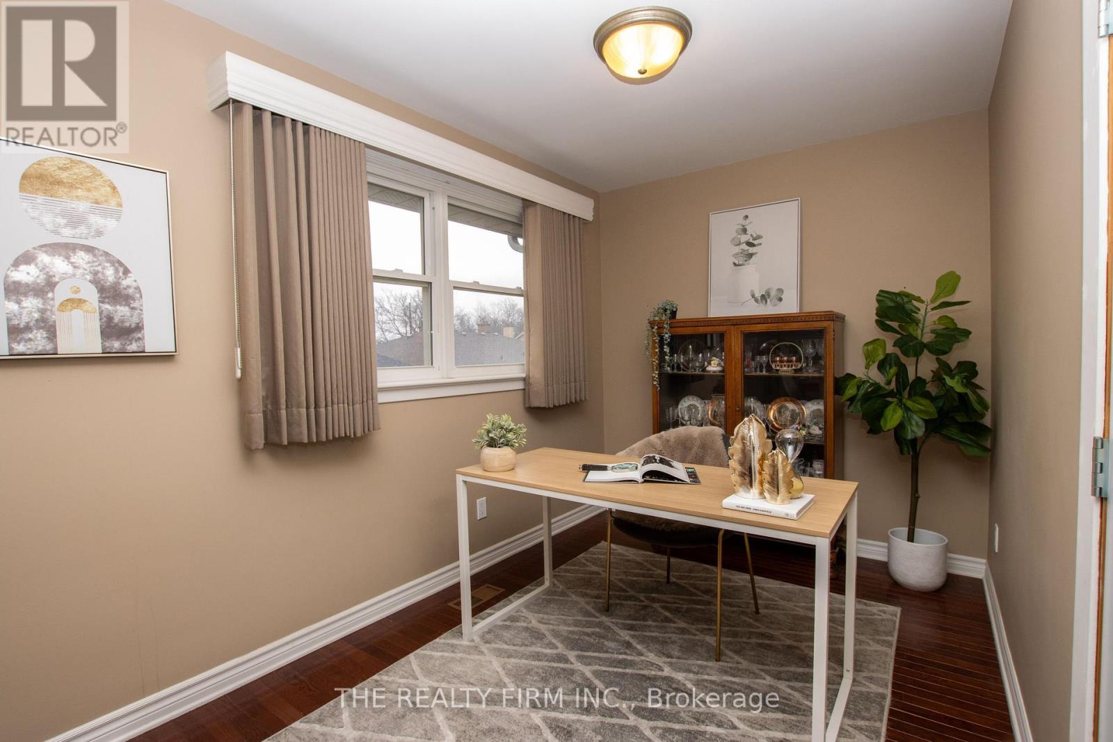 424 Base Line Road E, London South, Ontario  N6C 2P6 - Photo 10 - X12894992