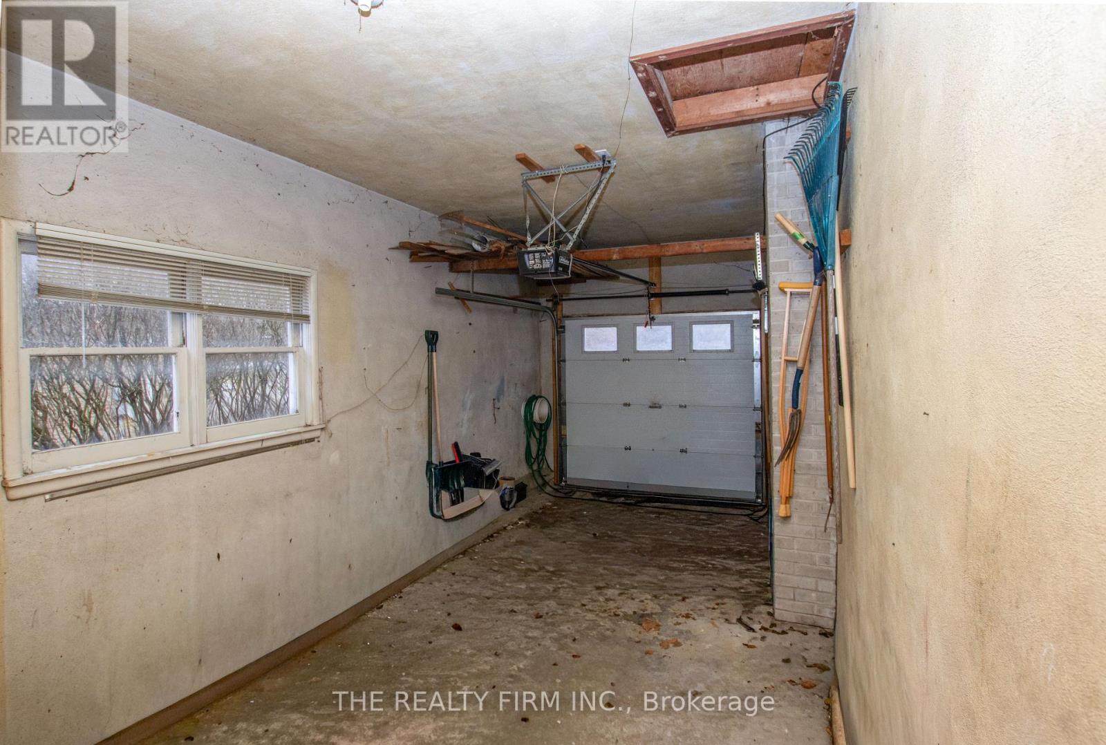 424 Base Line Road E, London South, Ontario  N6C 2P6 - Photo 32 - X12894992