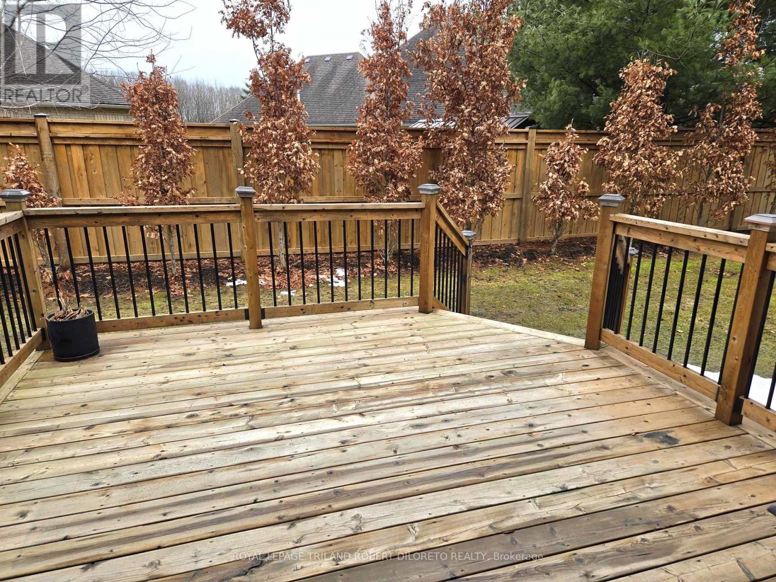 302 - 5 Wood Haven Drive, Tillsonburg, Ontario  N4G 0A8 - Photo 6 - X12895032