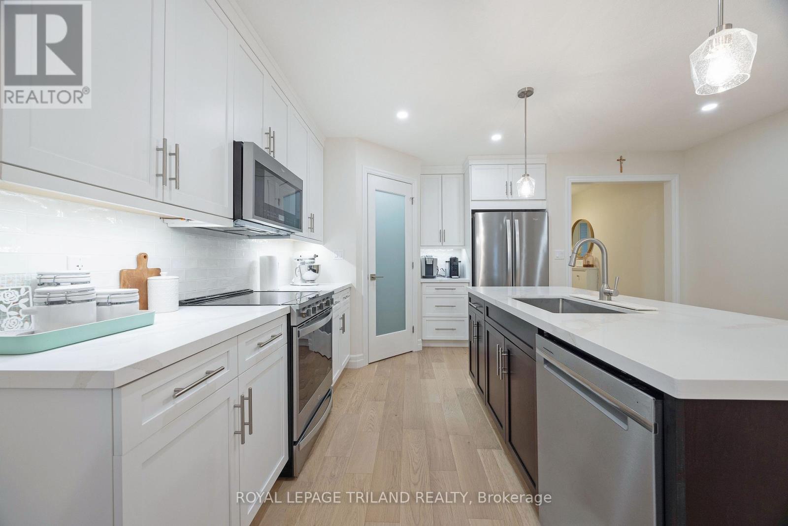 19.5 Park Avenue, St. Thomas, Ontario  N5R 4V5 - Photo 10 - X12895068