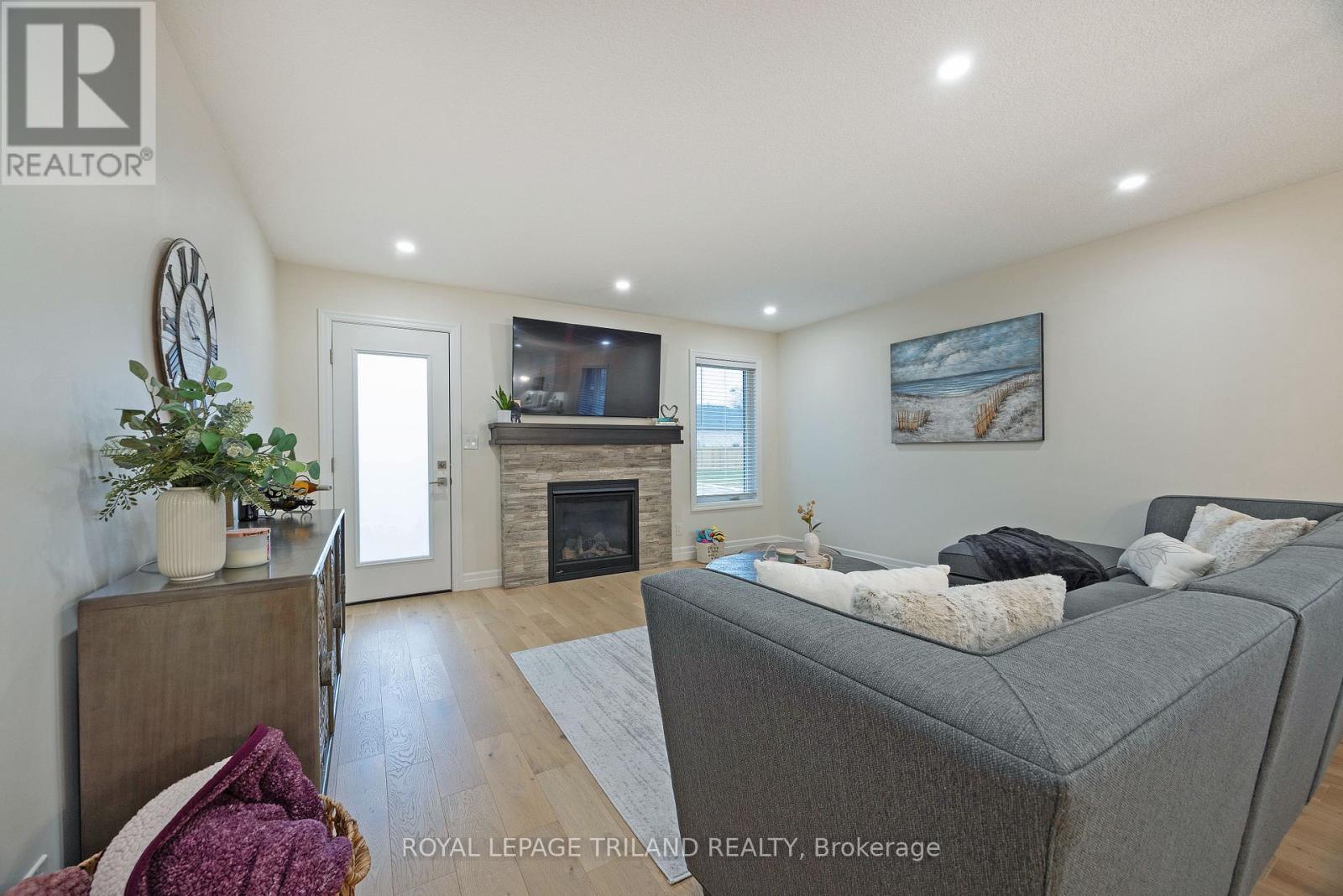 19.5 Park Avenue, St. Thomas, Ontario  N5R 4V5 - Photo 17 - X12895068