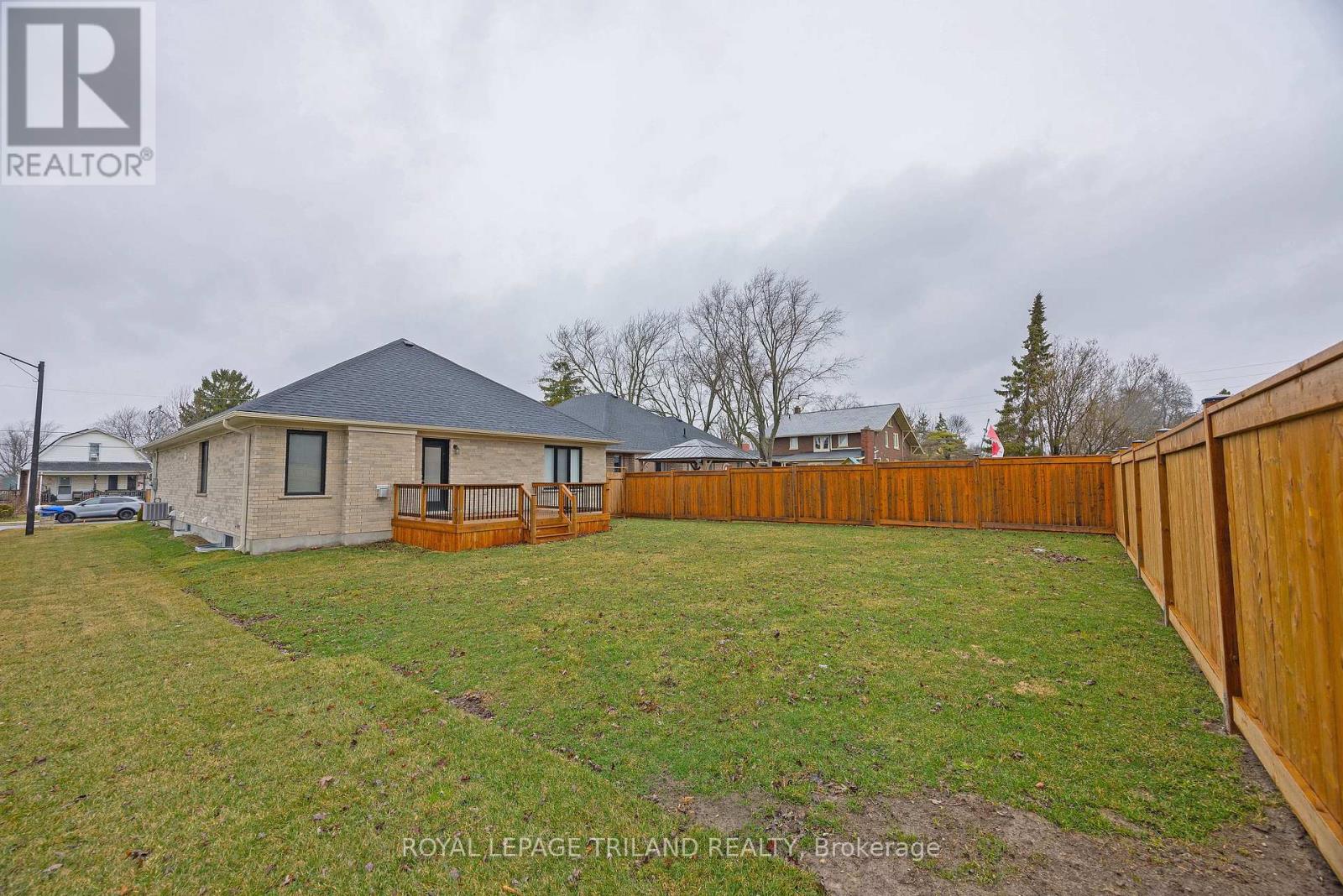 19.5 Park Avenue, St. Thomas, Ontario  N5R 4V5 - Photo 42 - X12895068