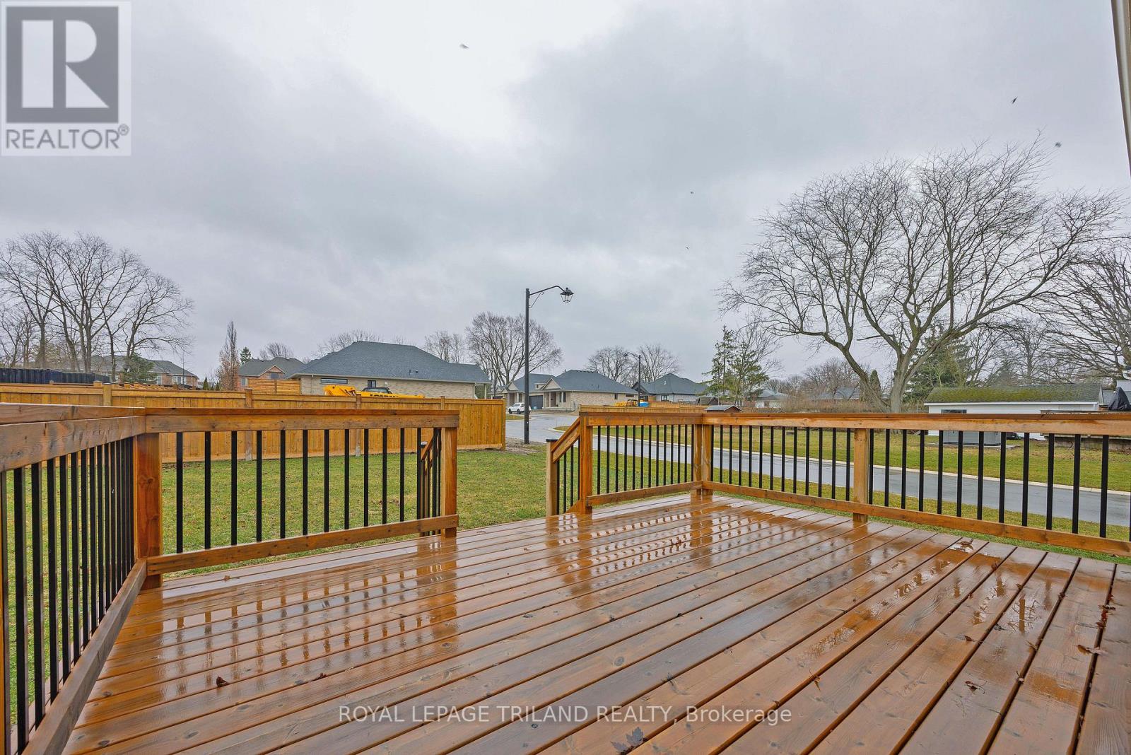 19.5 Park Avenue, St. Thomas, Ontario  N5R 4V5 - Photo 44 - X12895068