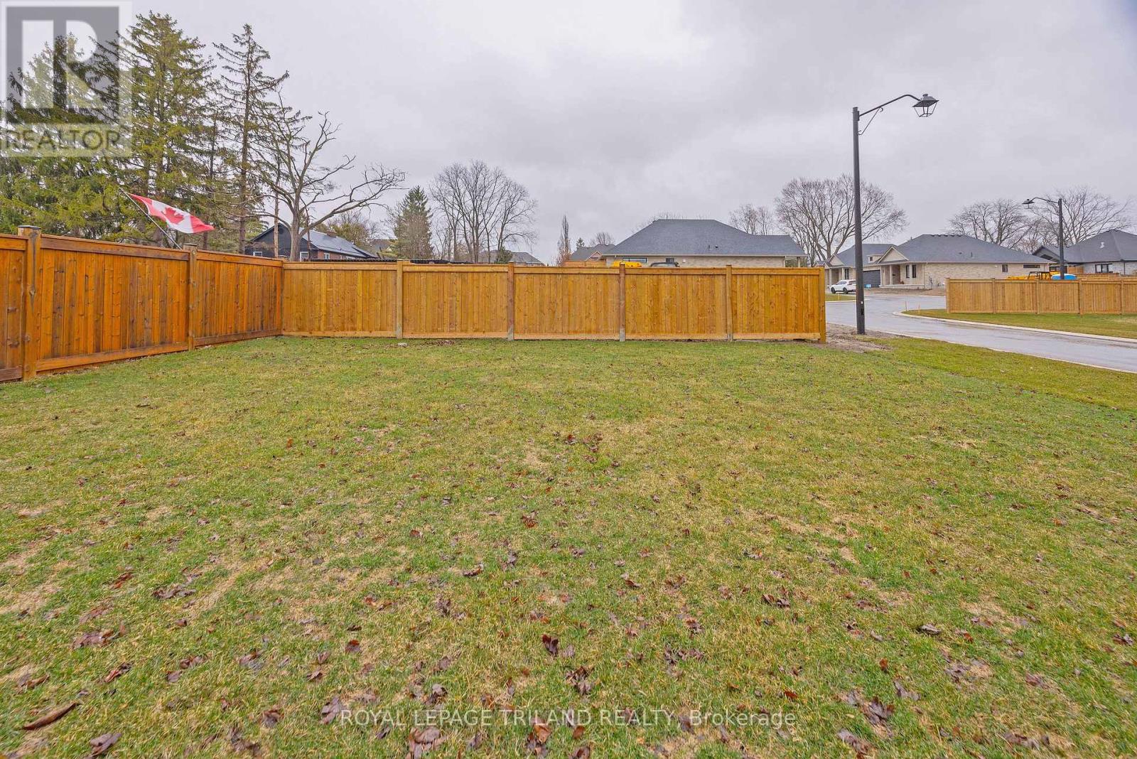 19.5 Park Avenue, St. Thomas, Ontario  N5R 4V5 - Photo 46 - X12895068