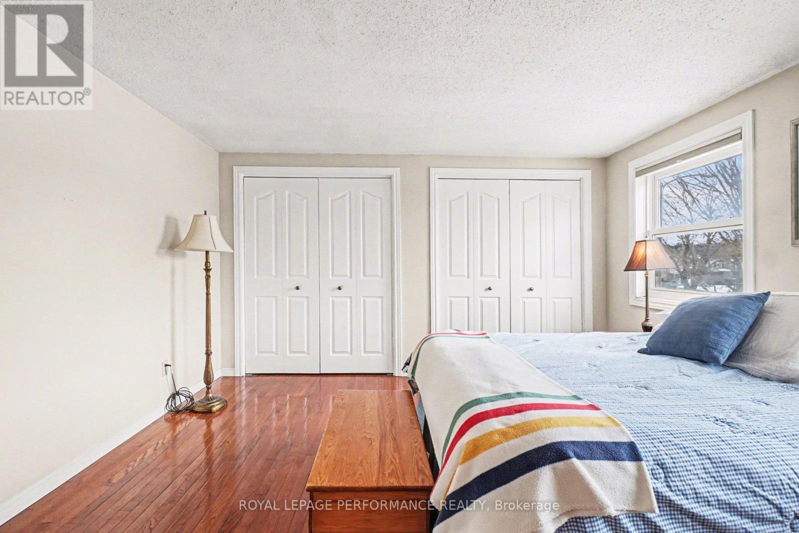 299 Mockingbird Drive, Ottawa, Ontario  K1E 2A4 - Photo 20 - X12895060