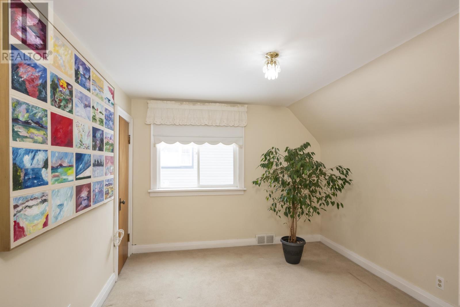 1729 Mcgregor Ave, Thunder Bay, Ontario  P7E 5E9 - Photo 29 - TB2600401