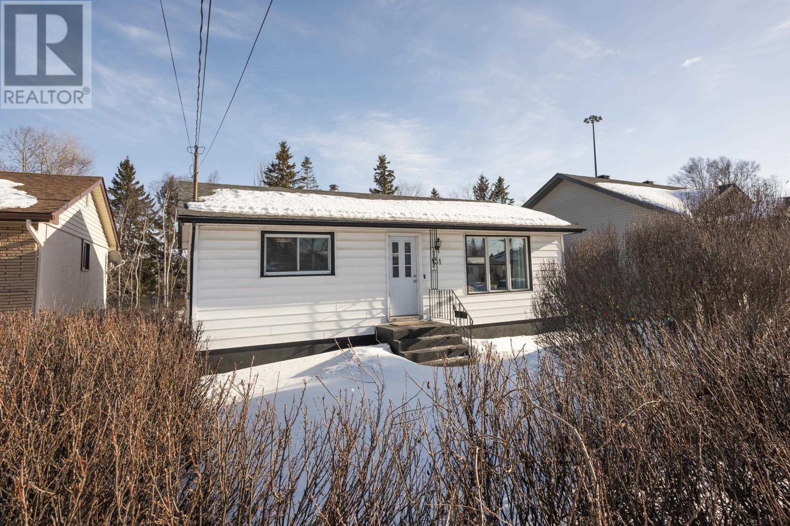 131 Carl St, Thunder Bay, Ontario  P7B 4Z4 - Photo 35 - TB2600469