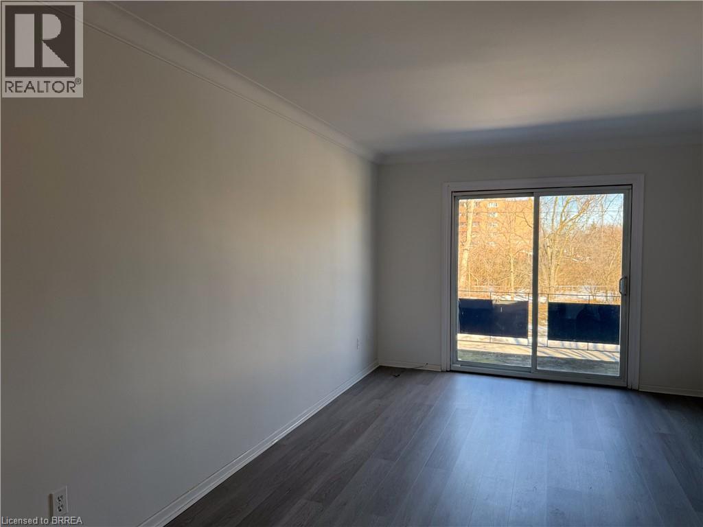 36 Graham Avenue Unit# 3, Brantford, Ontario  N3T 1C4 - Photo 11 - 40811548